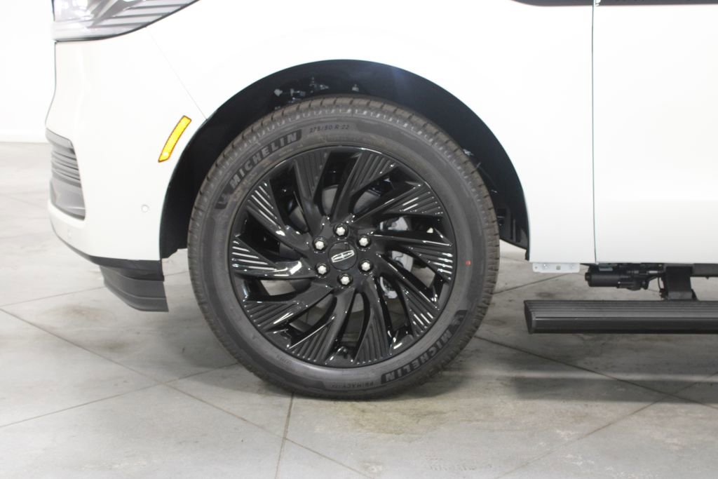 Used 2025 Lincoln Navigator Reserve w/ Jet Appearance Package image 17