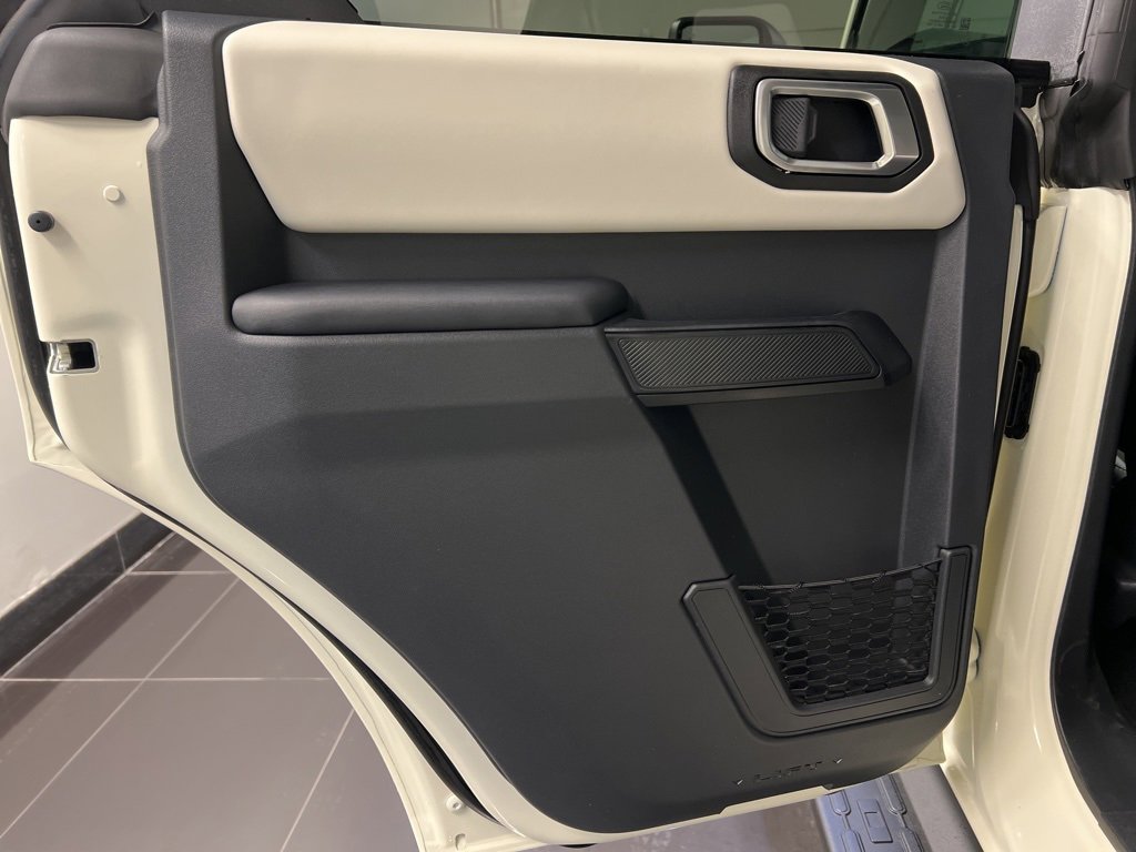 New 2026 Ford Bronco Outer Banks w/ Sasquatch Package image 34