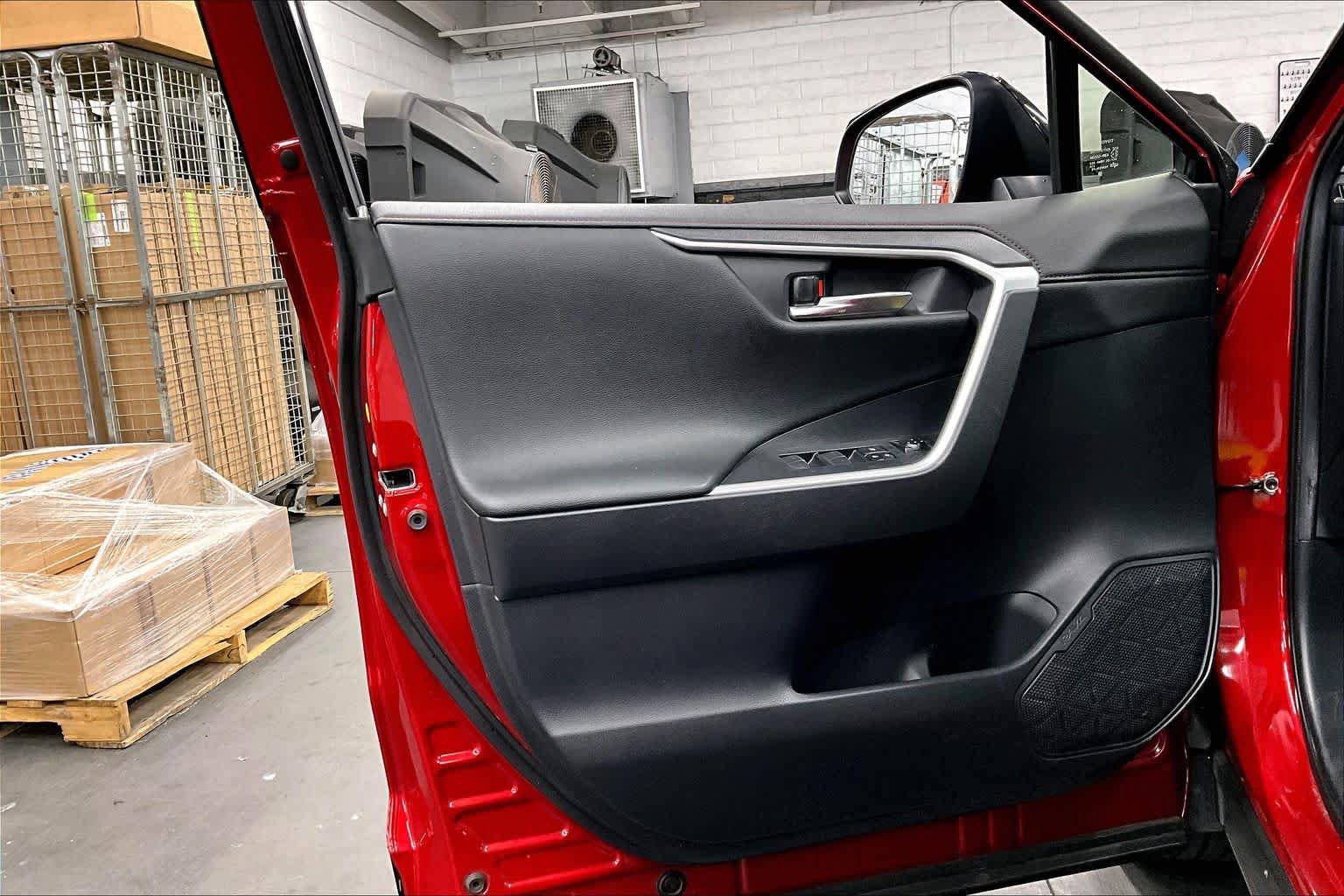 Used 2023 Toyota RAV4 XSE w/ Weather Package AWD/4WD image 21