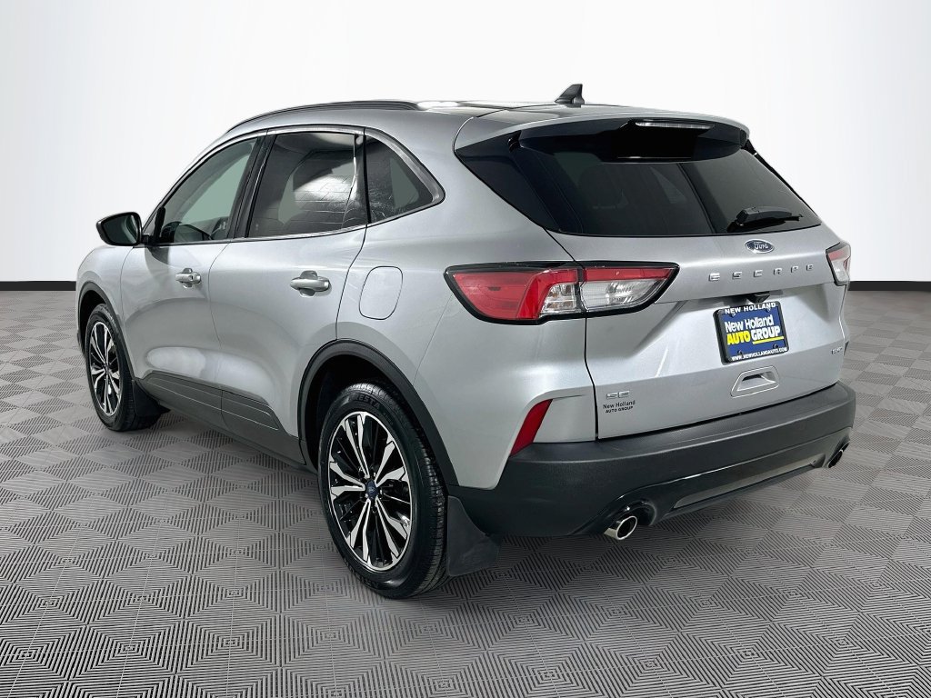 Certified 2021 Ford Escape SE w/ SE Sport Appearance Package AWD/4WD image 5
