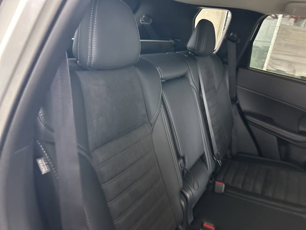 New 2026 Mitsubishi Outlander SE image 27