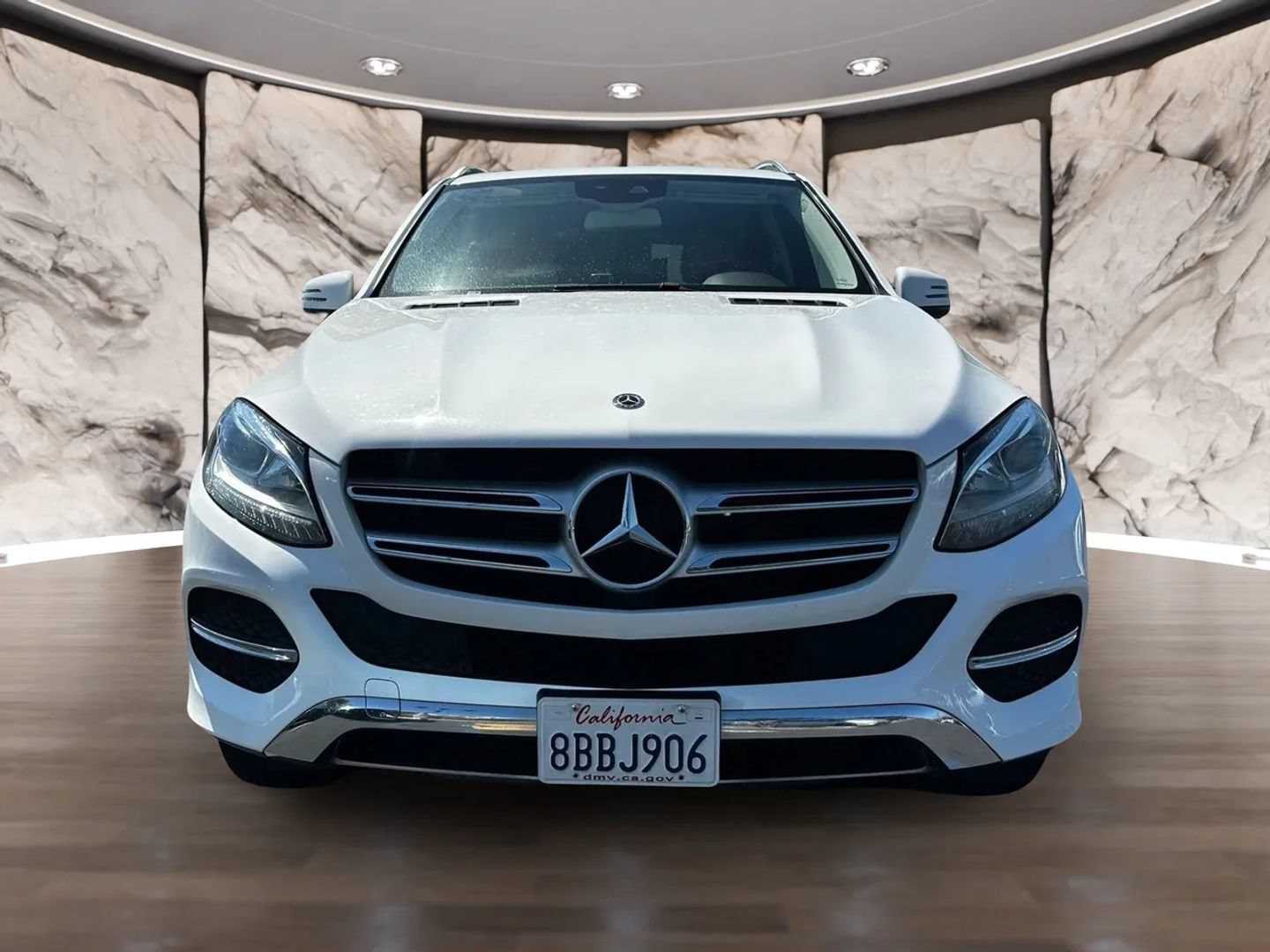 Used 2018 Mercedes-Benz GLE 350 image 2