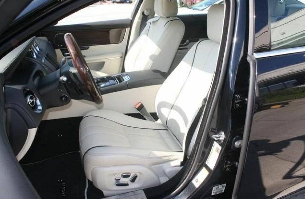 Used 2012 Jaguar XJ L RWD image 4