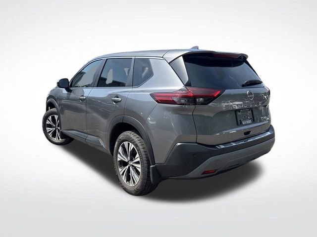 Used 2023 Nissan Rogue SV image 3