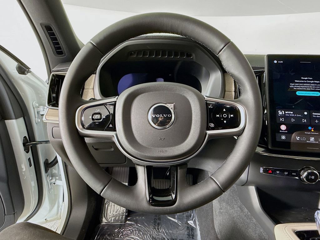 New 2026 Volvo XC90 T8 Plus w/ Protection Package Premier image 11