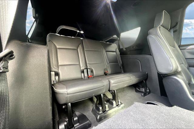 Used 2023 Chevrolet Suburban Premier image 26