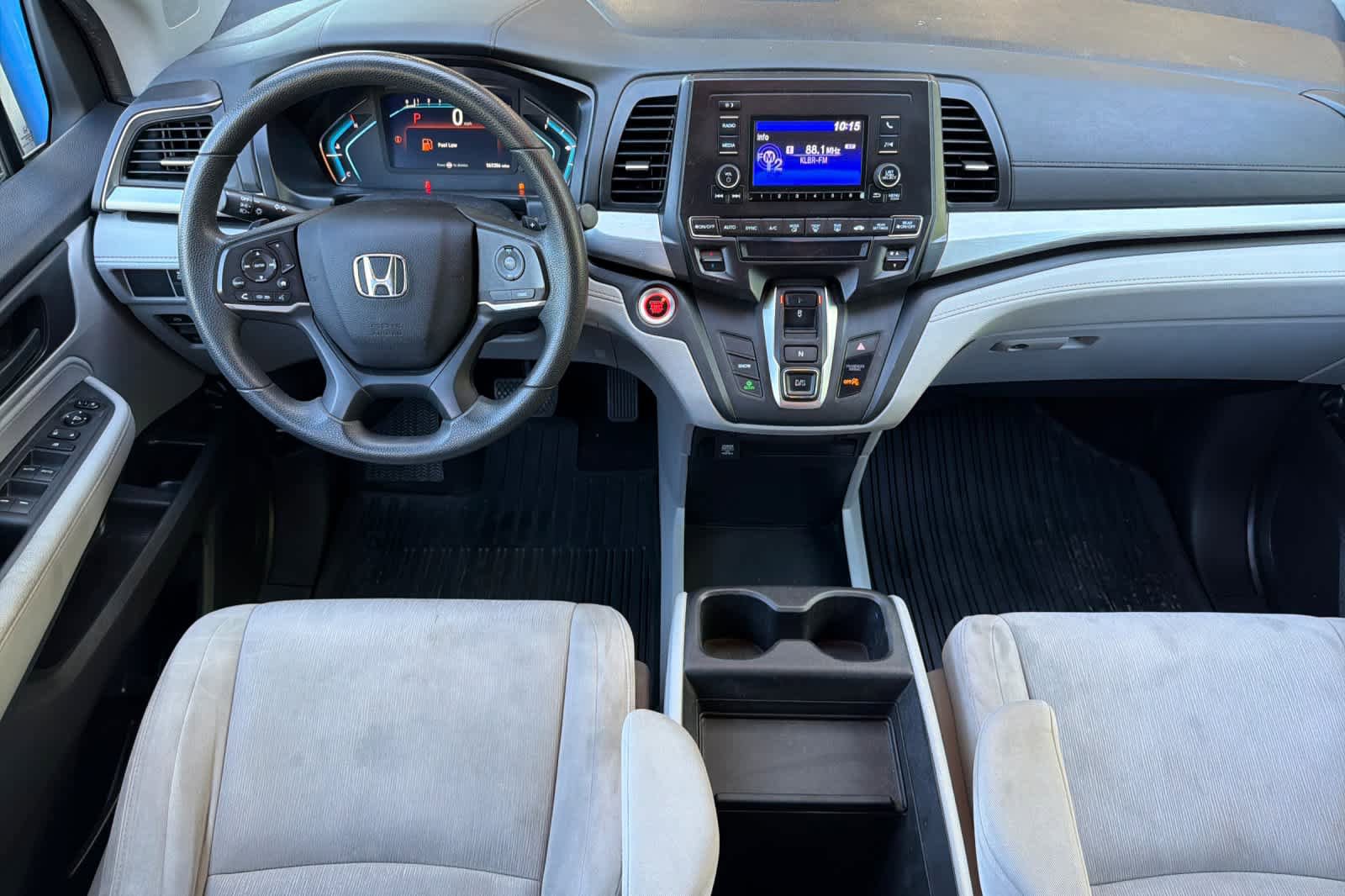 Used 2019 Honda Odyssey LX image 3