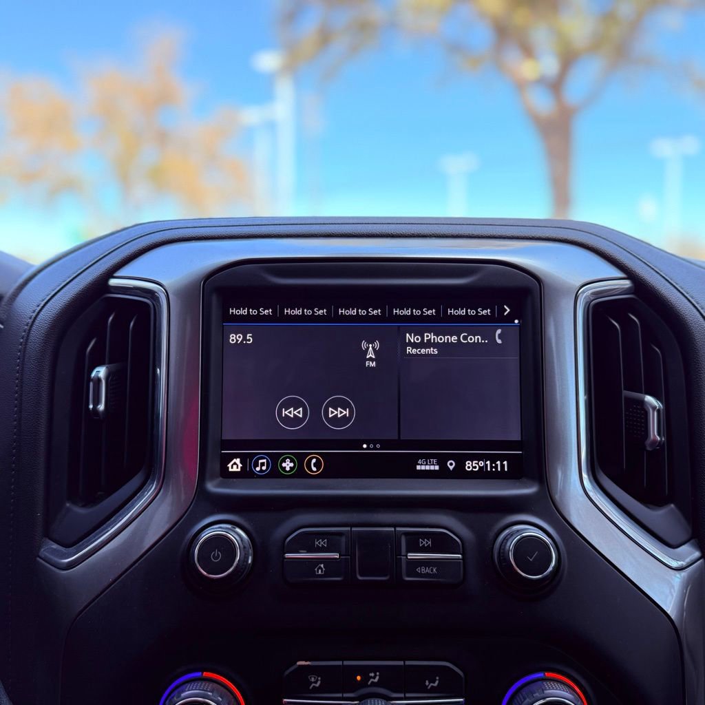 Used 2021 Chevrolet Silverado 1500 RST image 10
