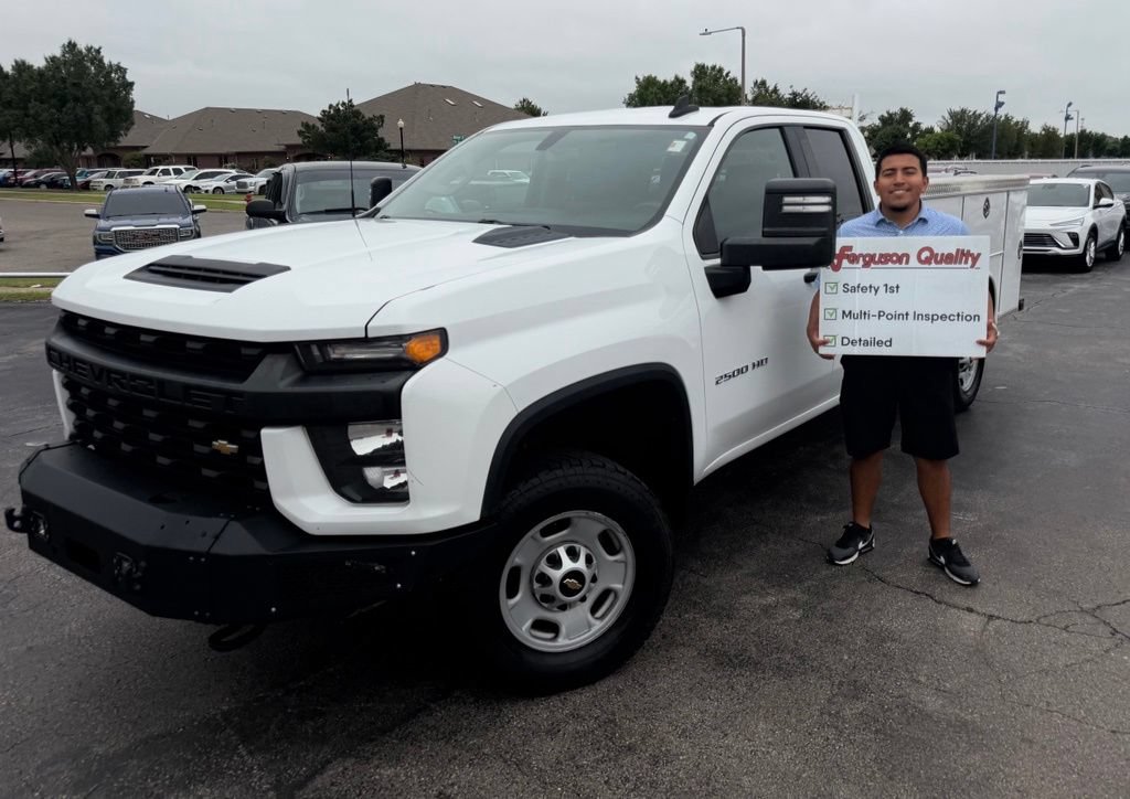 Used 2021 Chevrolet Silverado 2500 W/T w/ WT Convenience Package AWD/4WD image 1