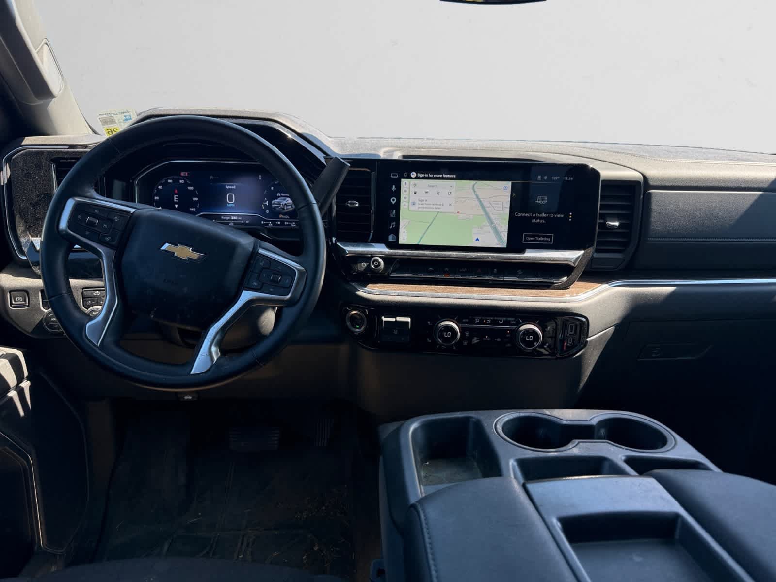 Used 2024 Chevrolet Silverado 1500 LT AWD/4WD image 9