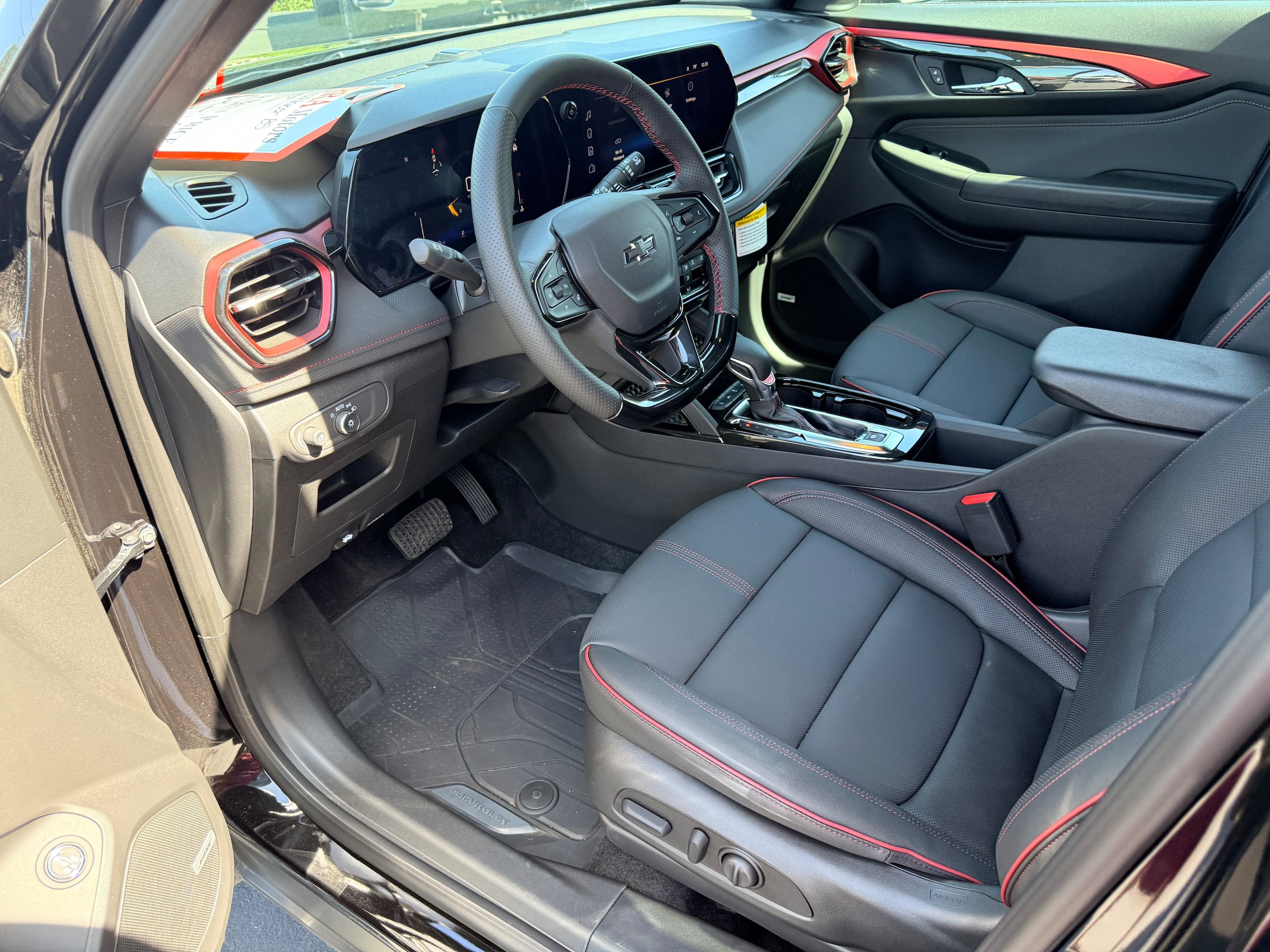 Used 2026 Chevrolet TrailBlazer RS w/ Convenience Package FWD image 10