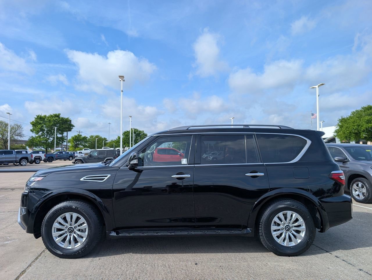 Certified 2023 Nissan Armada SV w/ Cargo Package image 3