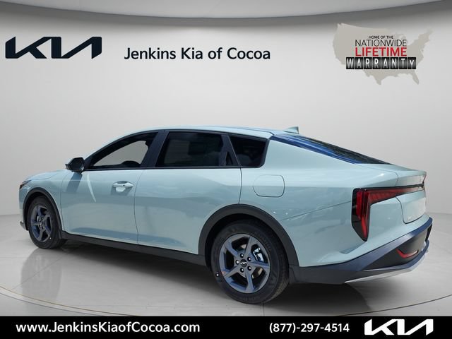 New 2026 Kia K4 FWD image 8