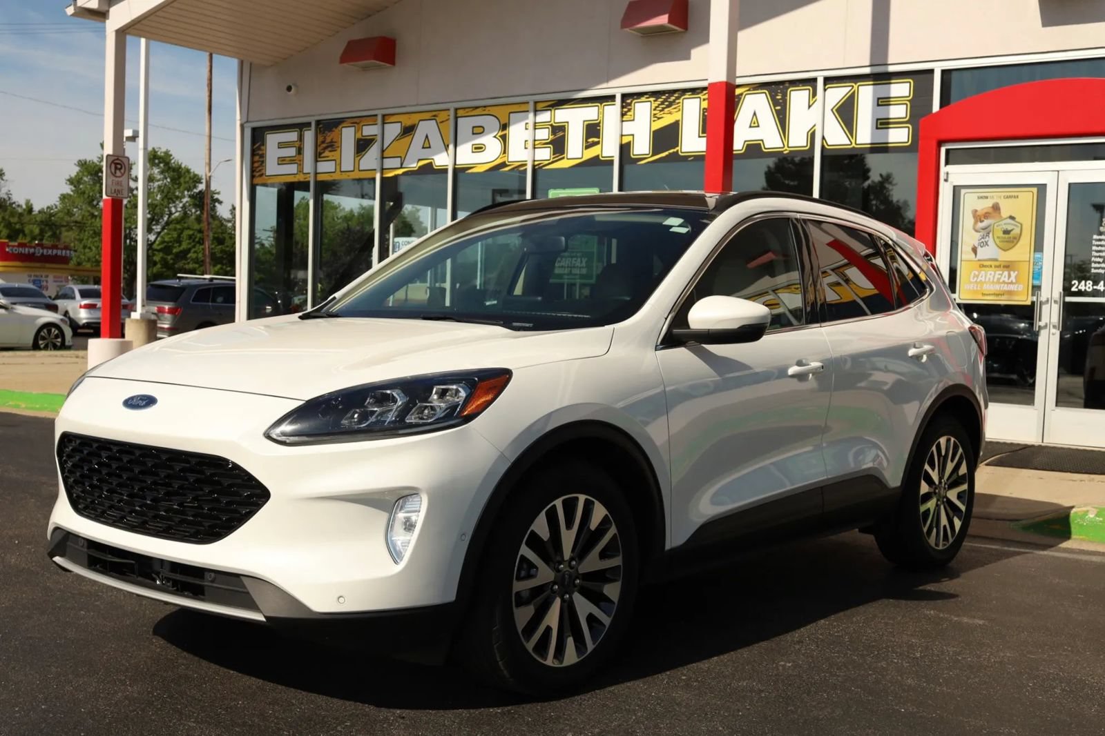 Used 2020 Ford Escape Titanium AWD/4WD image 1