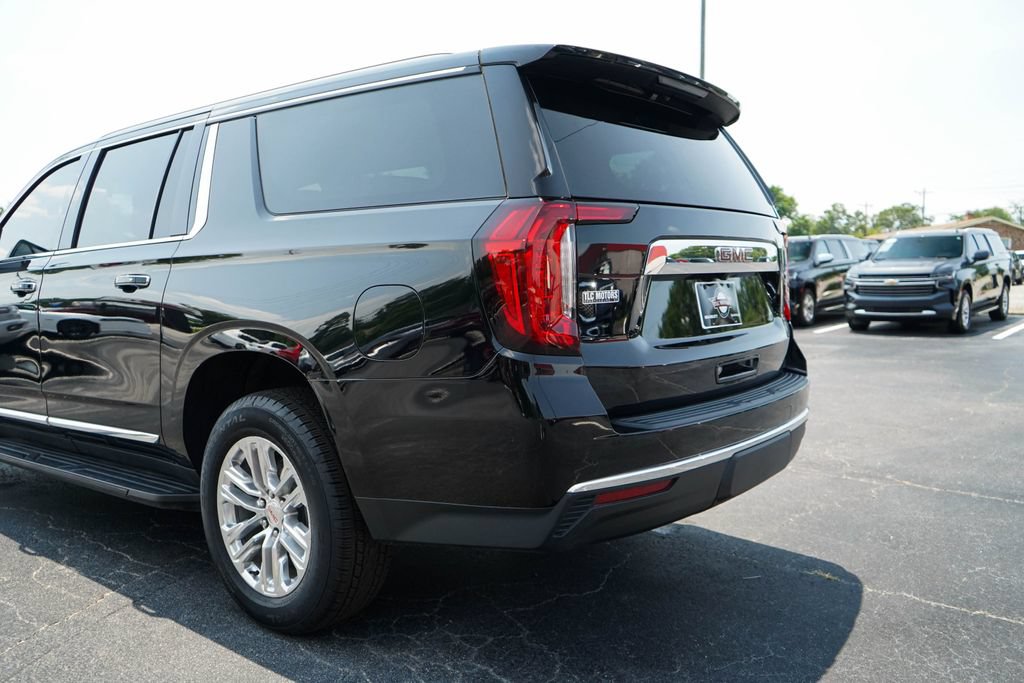 Used 2024 GMC Yukon XL SLT w/ SLT Luxury Package AWD/4WD image 21