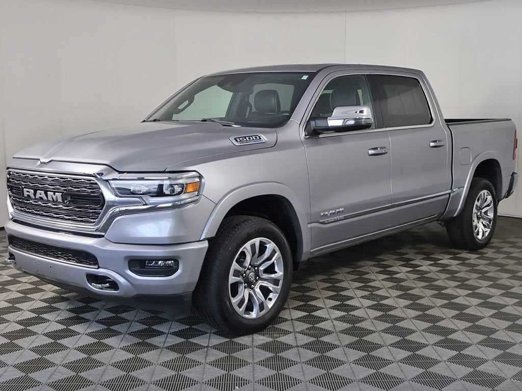 Used 2024 RAM 1500 Limited w/ Body Color Bumper Group AWD/4WD image 11