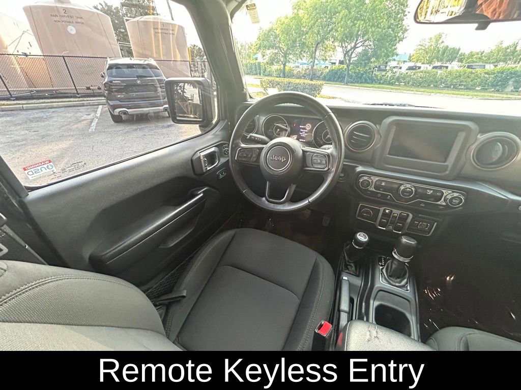 Used 2022 Jeep Wrangler Unlimited Sport AWD/4WD image 9