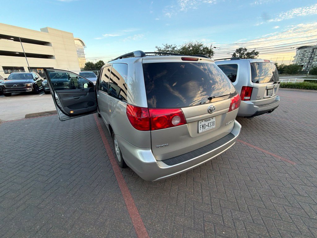 Used 2006 Toyota Sienna CE FWD image 11