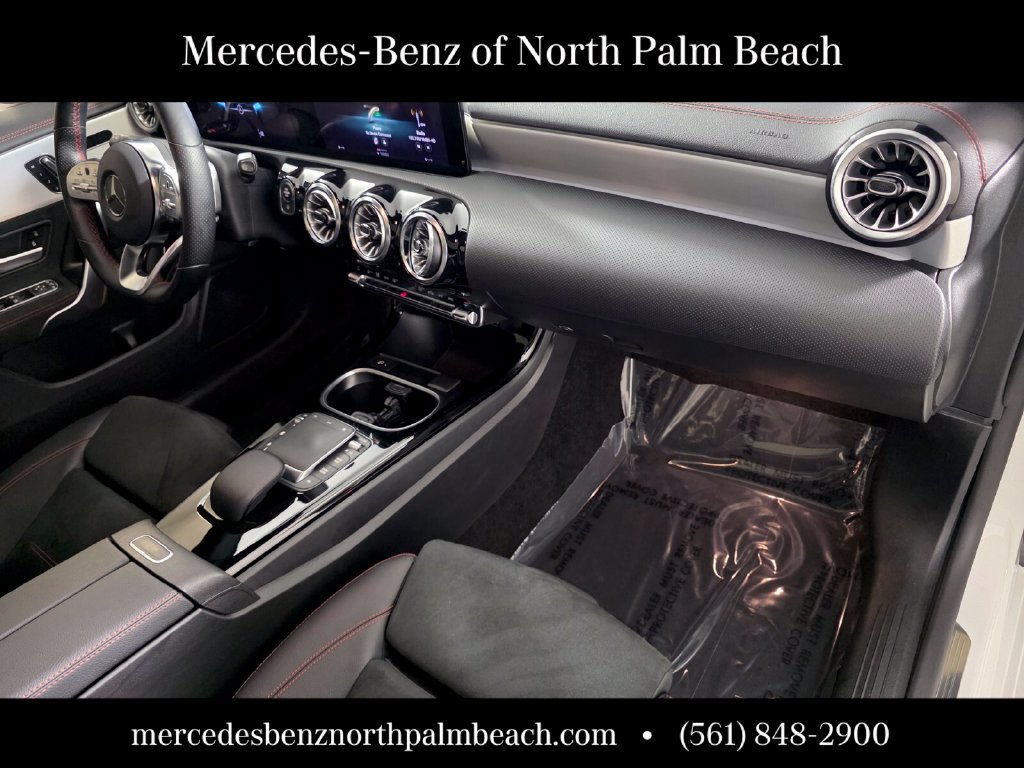 Certified 2023 Mercedes-Benz CLA 250 image 29