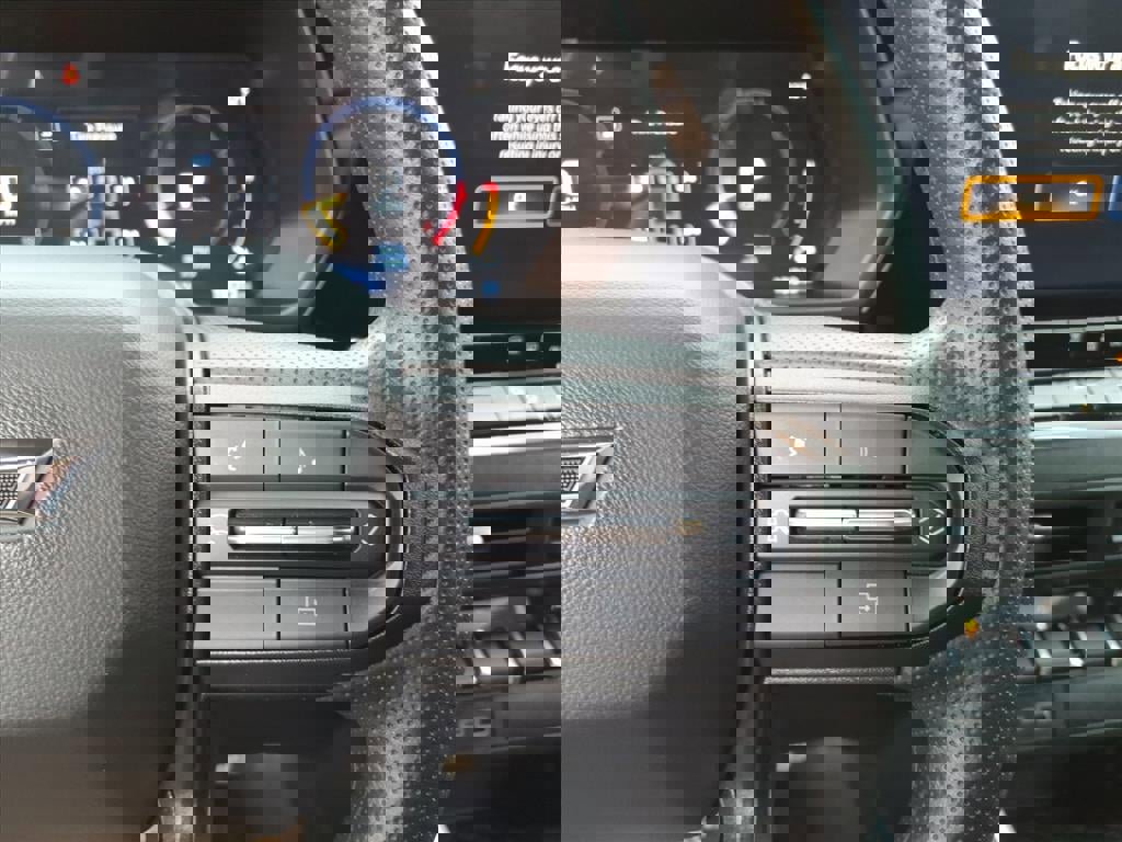 Used 2024 Chevrolet Colorado Trail Boss w/ Advanced Trailering Package image 20