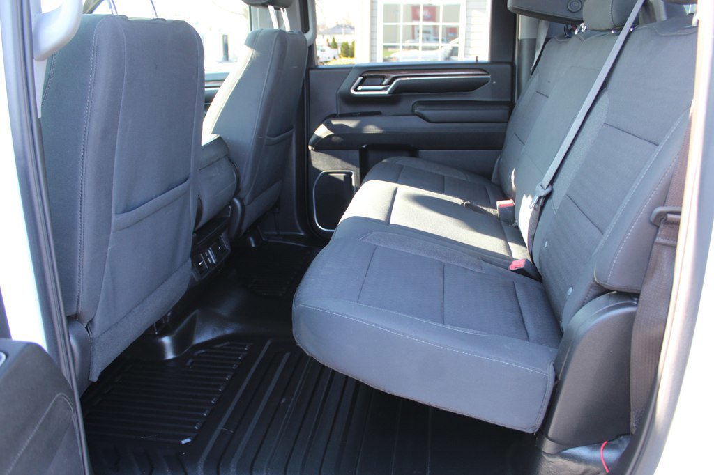 Used 2024 Chevrolet Silverado 2500 LT w/ Convenience Package image 26