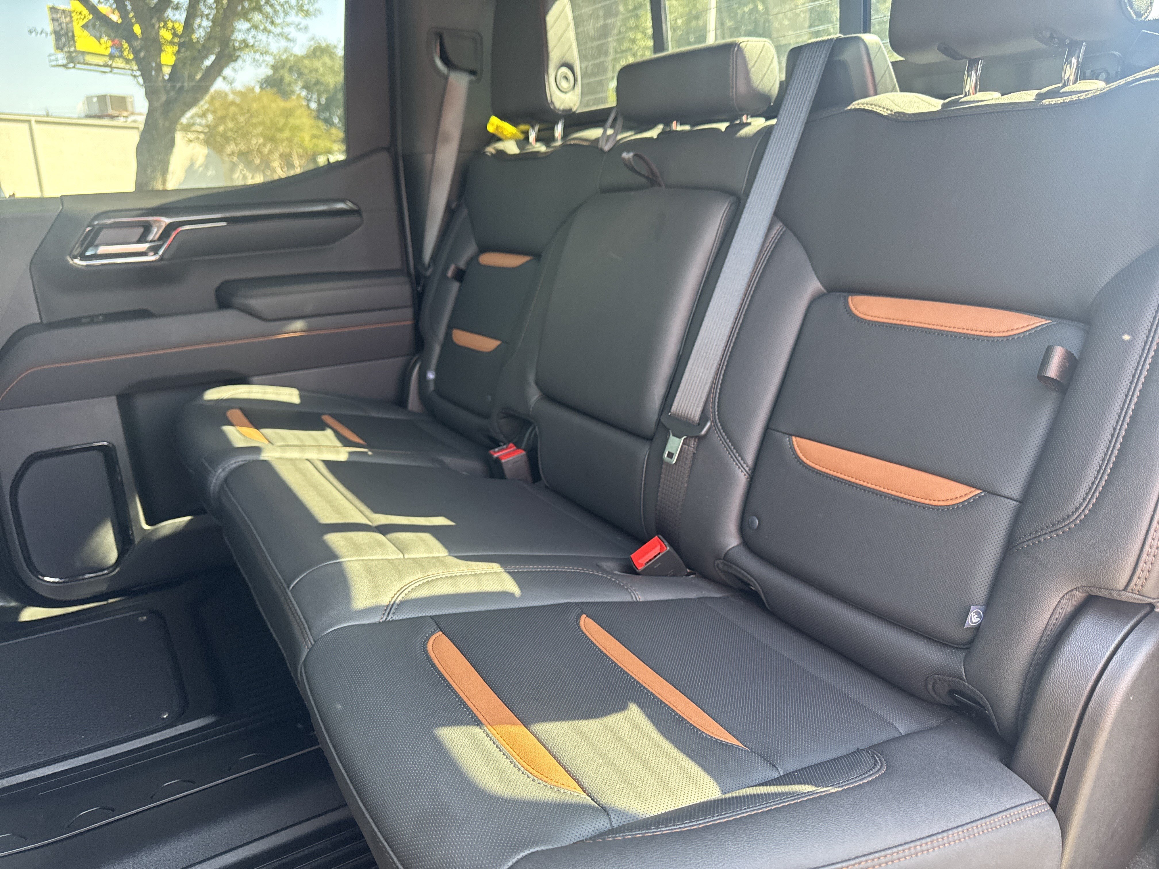 Used 2026 GMC Sierra 1500 AT4 w/ AT4 Premium Package AWD/4WD image 10