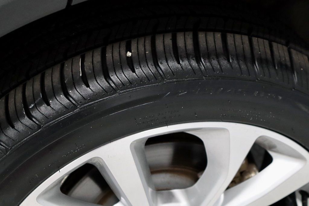 Certified 2022 Ford Explorer Platinum w/ Technology Package image 21