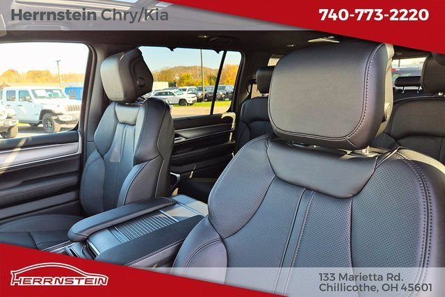 New 2025 Jeep Wagoneer Series III w/ Quick Order Package 25C Super image 24