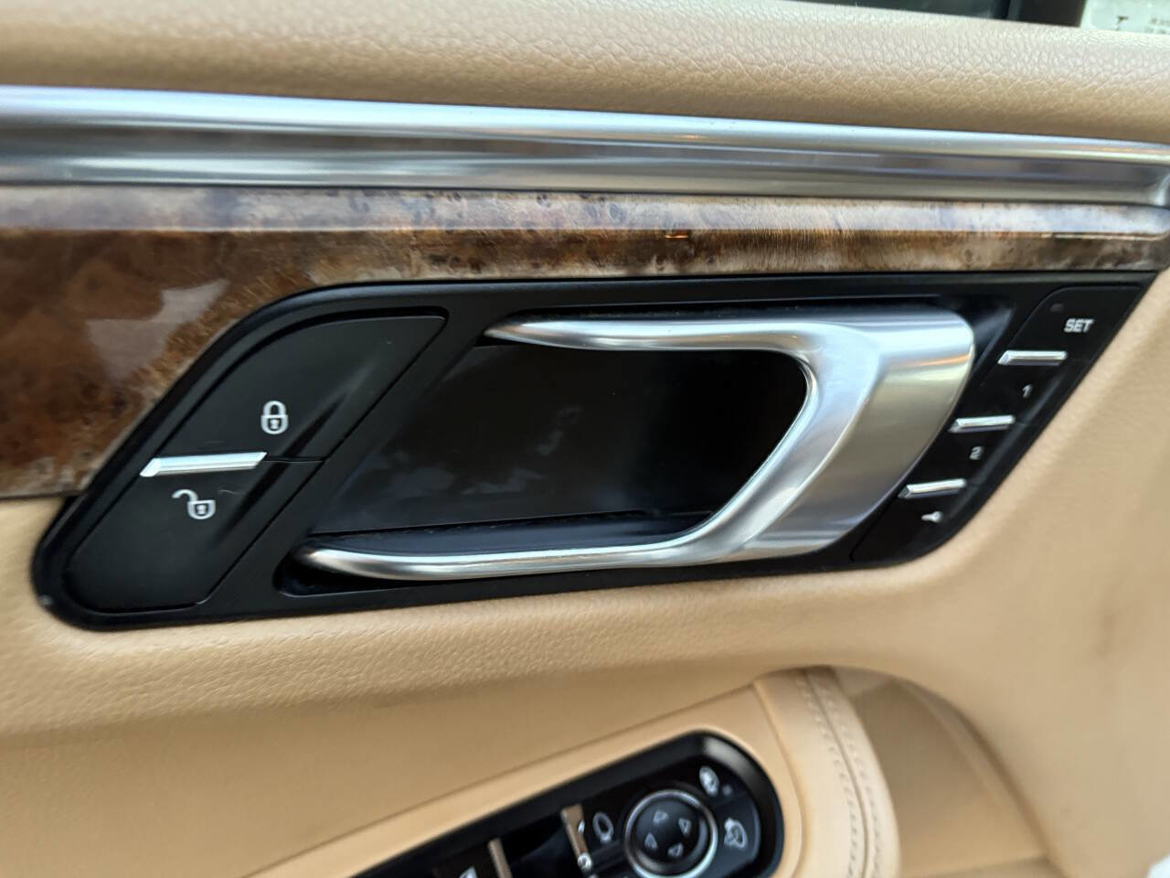 Used 2015 Porsche Macan S image 29