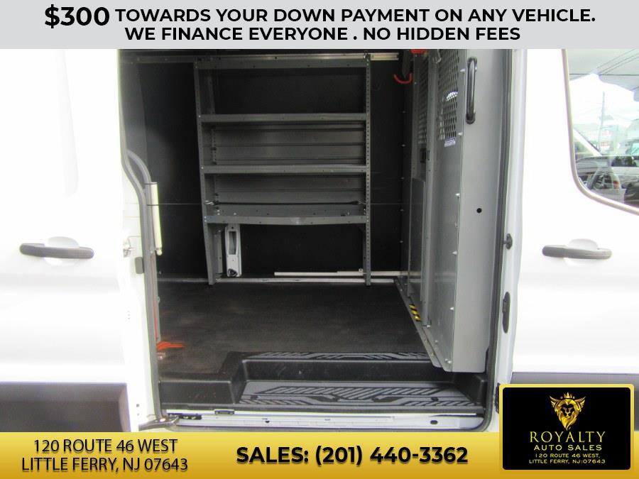 Used 2020 Ford Transit 250 Medium Roof w/ Load Area Protection Package image 29