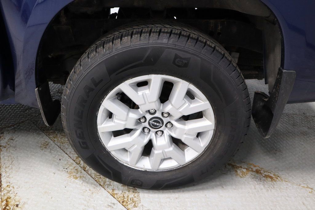 Certified 2022 Nissan Frontier SV AWD/4WD image 19