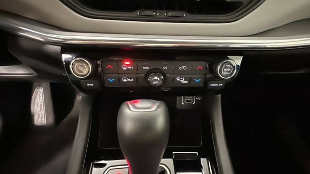 Used 2024 Jeep Compass Limited AWD/4WD image 23