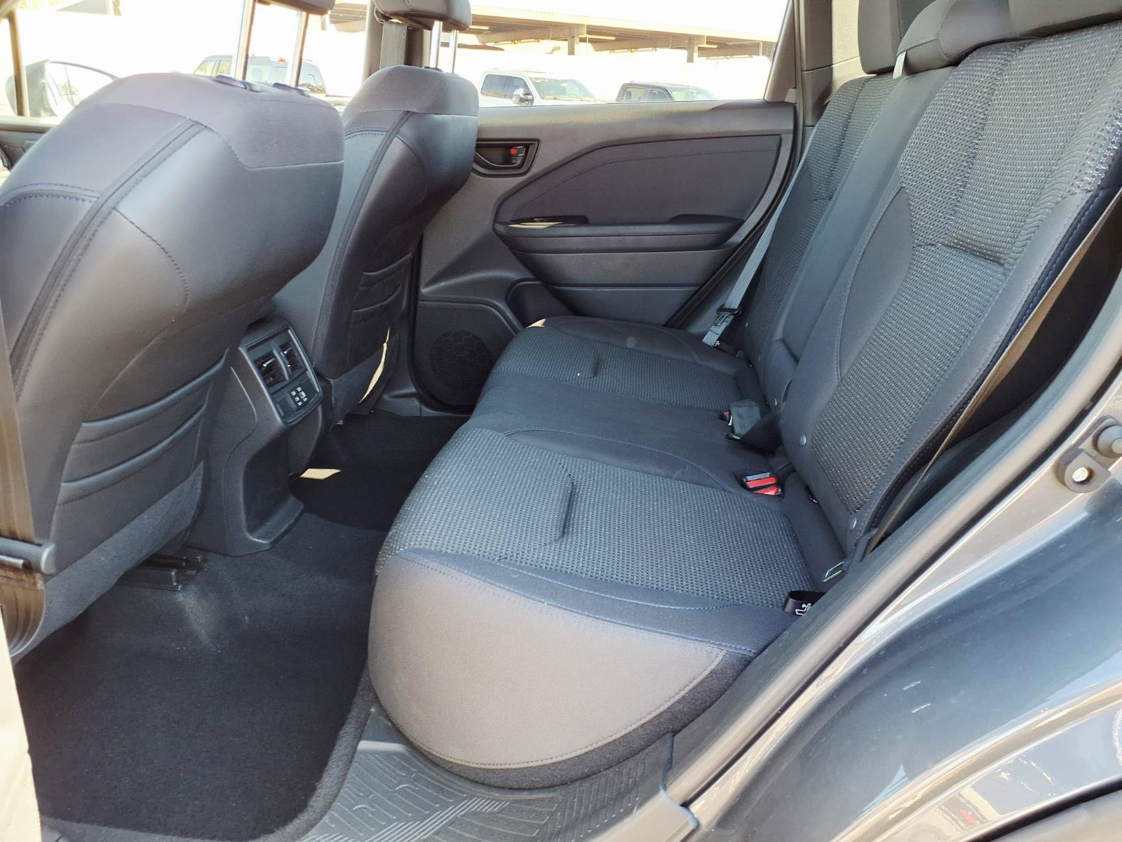 Used 2025 Subaru Forester Premium AWD/4WD image 16