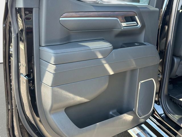 New 2026 GMC Sierra 1500 SLT w/ SLT Premium Plus Package AWD/4WD image 11