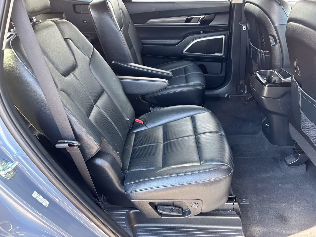 Used 2022 Kia Telluride EX w/ EX Premium Package FWD image 43