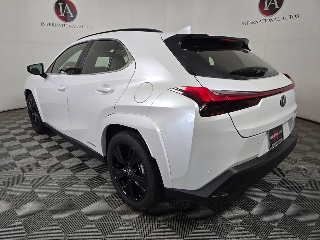 Used 2021 Lexus UX 250h w/ Premium Package AWD/4WD image 7