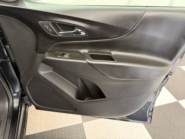 Used 2024 Chevrolet Equinox LT AWD/4WD image 23