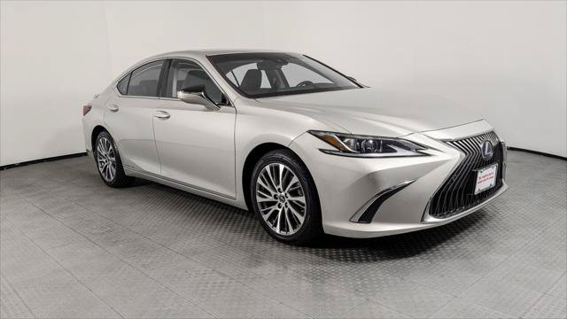 Used 2019 Lexus ES 300h w/ Premium Package FWD image 11