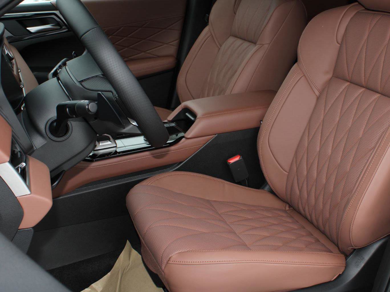 New 2026 Mitsubishi Outlander SEL image 17