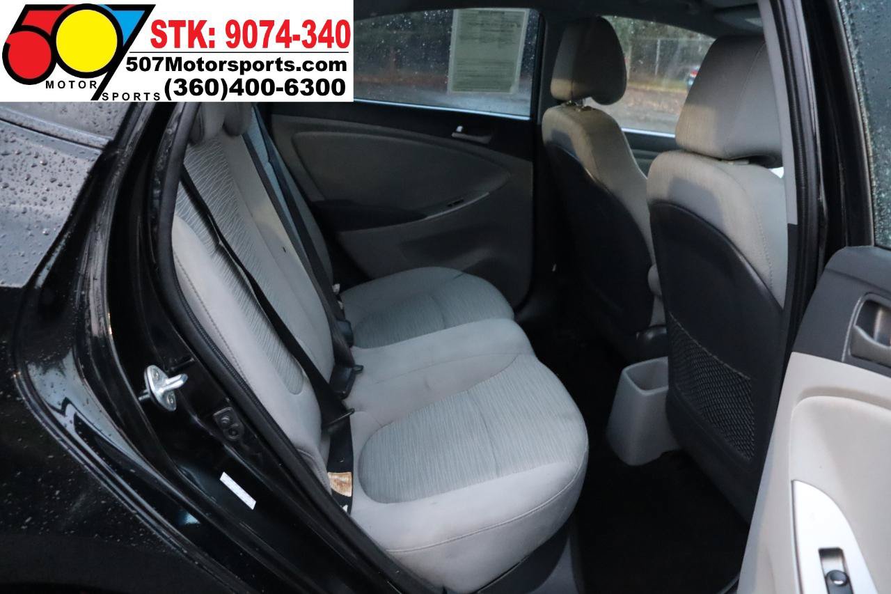 Used 2016 Hyundai Accent SE FWD image 16