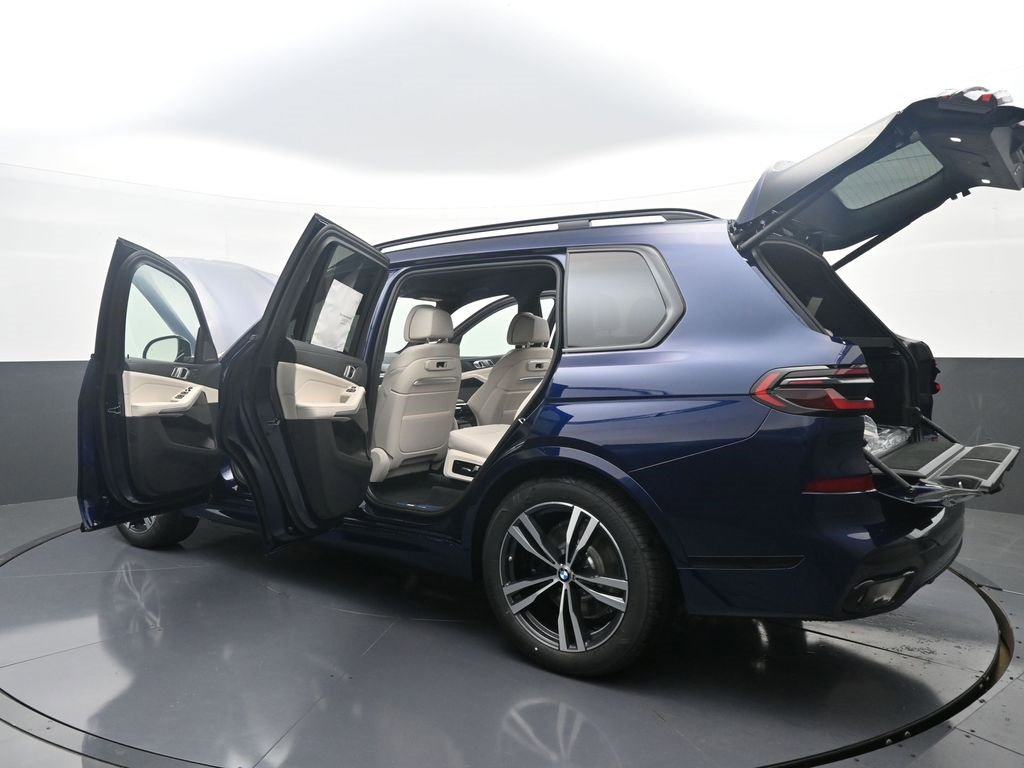 New 2026 BMW X5 M60i image 5