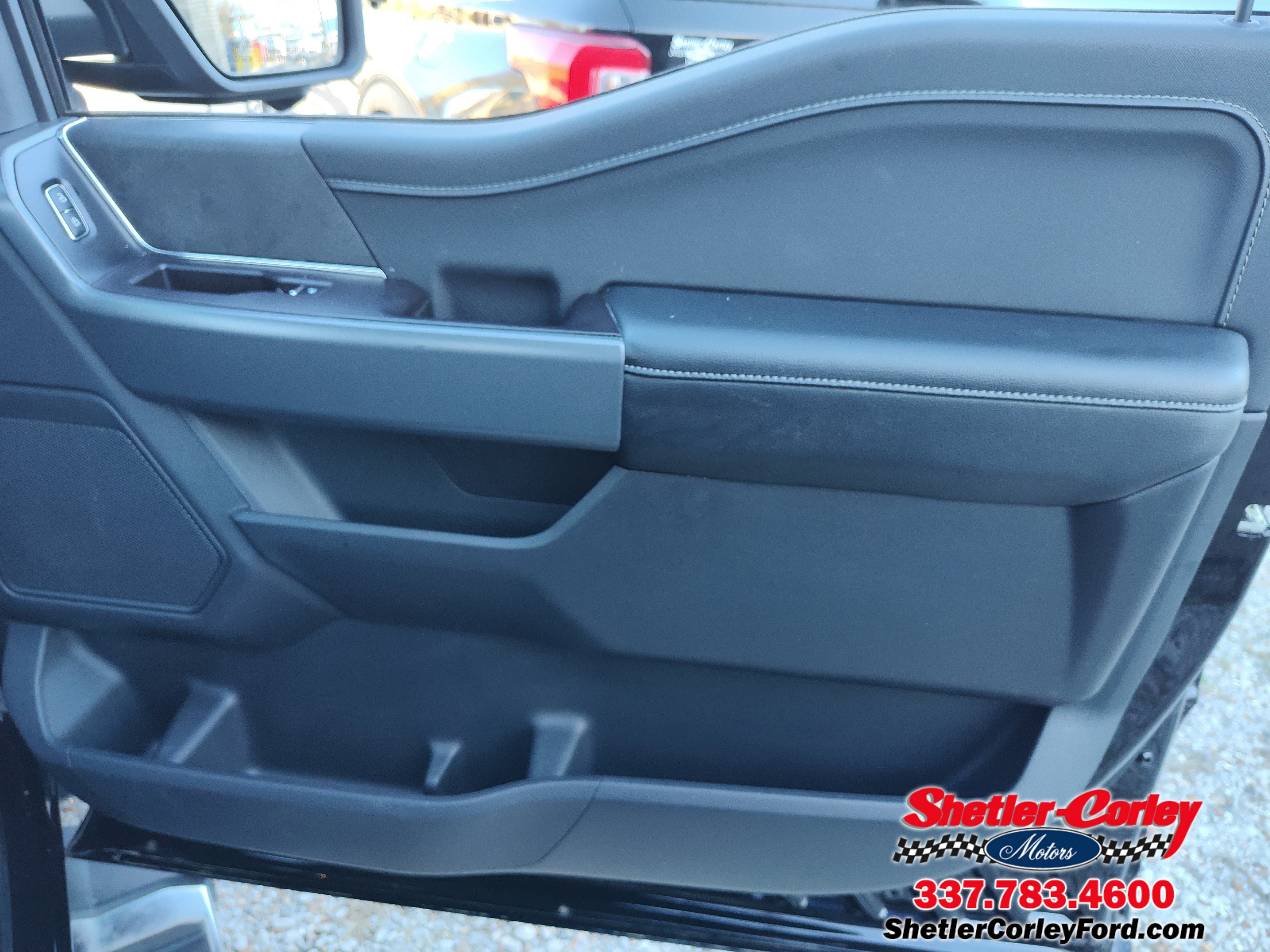 Used 2024 Ford F150 XLT w/ Mobile Office Package image 22