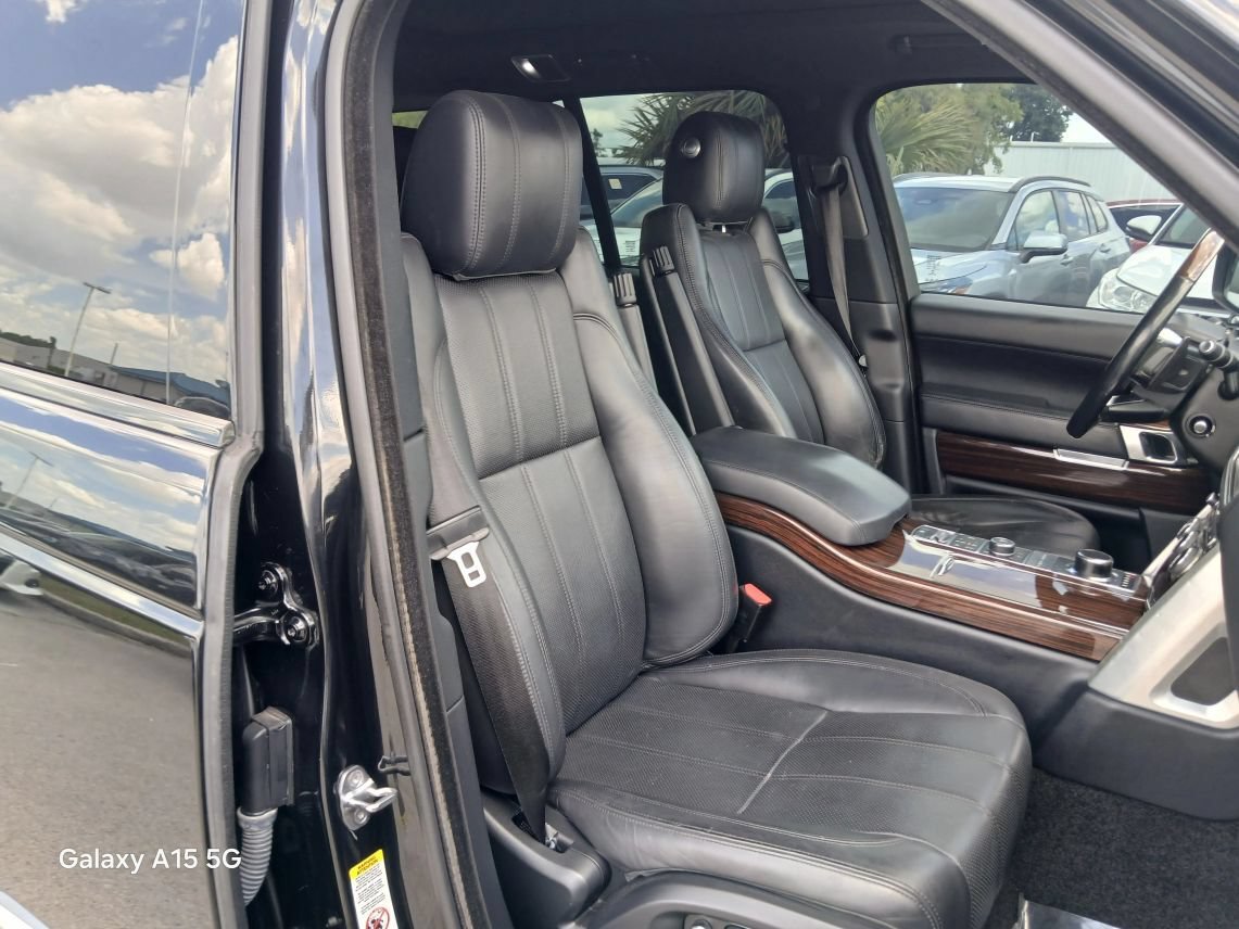 Used 2014 Land Rover Range Rover HSE AWD/4WD image 20
