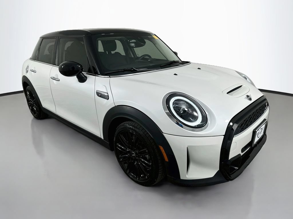 Used 2024 MINI Cooper S FWD image 3