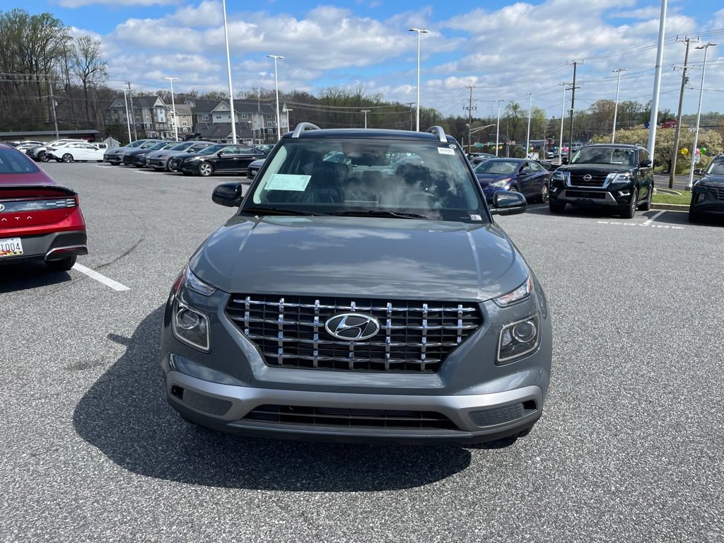 New 2026 Hyundai Venue SEL FWD image 3