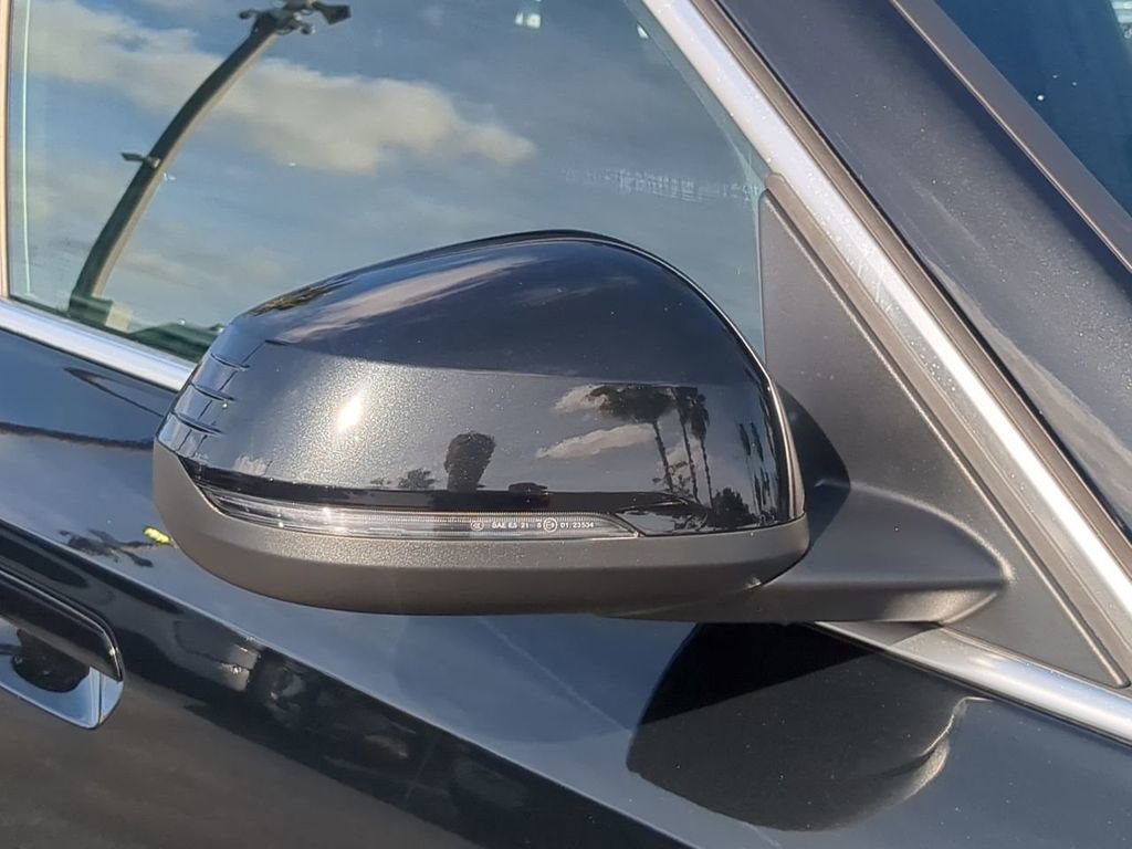 Used 2025 BMW X1 xDrive28i image 12