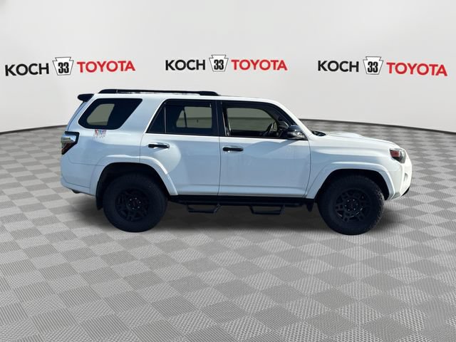 Certified 2021 Toyota 4Runner Venture w/ Moonroof Package AWD/4WD image 9
