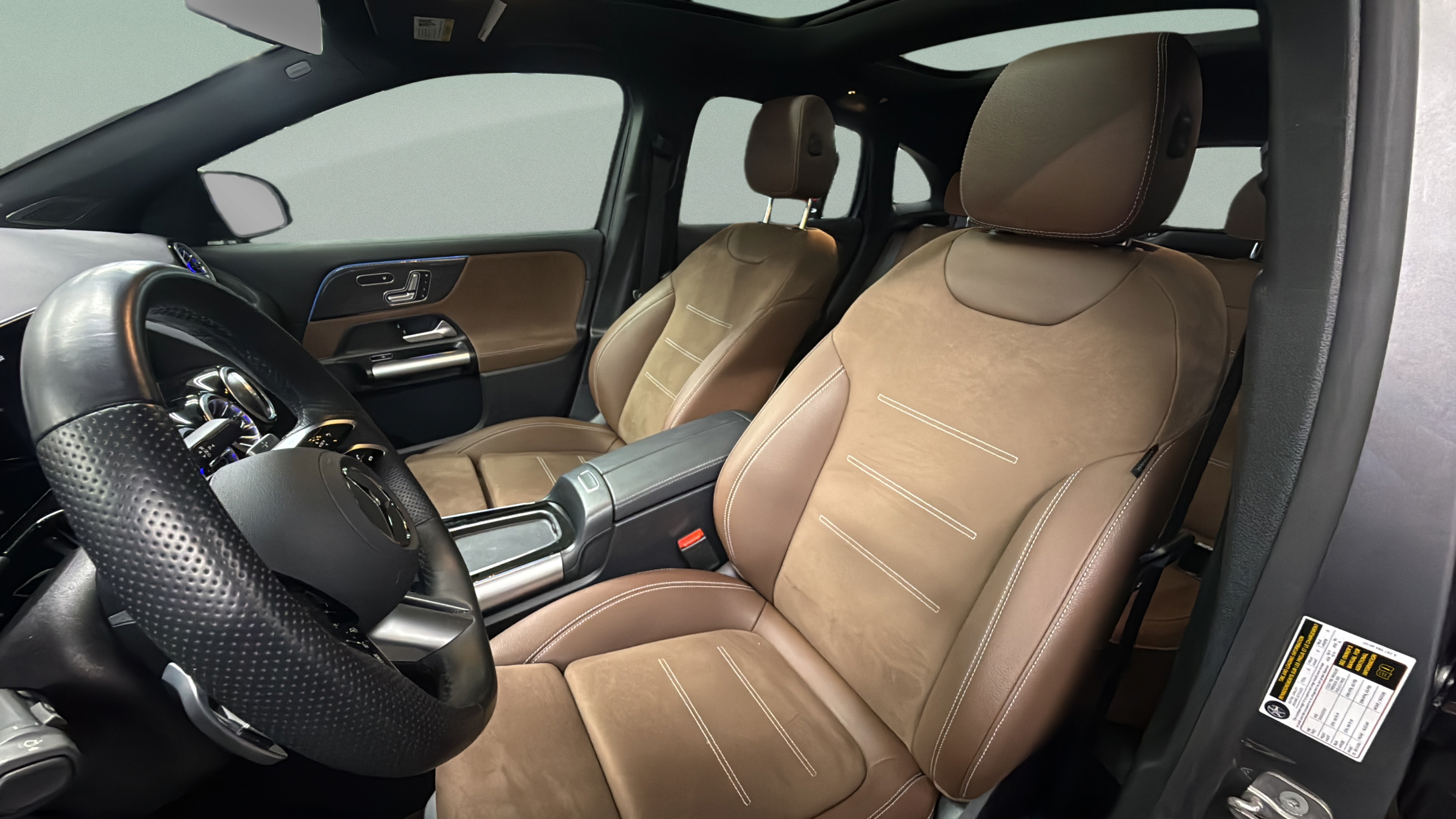 Certified 2025 Mercedes-Benz GLA 250 image 11