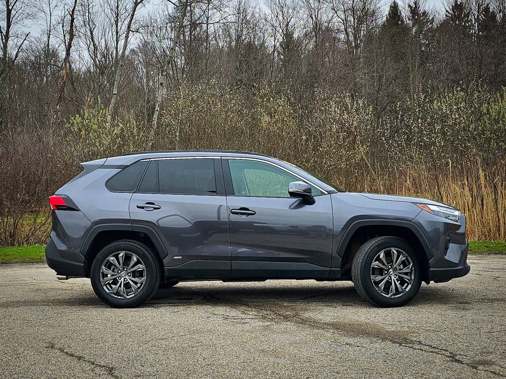 Used 2025 Toyota RAV4 XLE Premium w/ Weather Package image 2