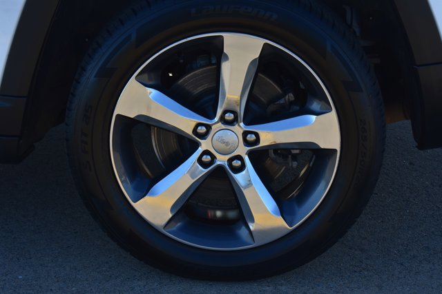 Used 2021 Jeep Grand Cherokee L Limited image 11